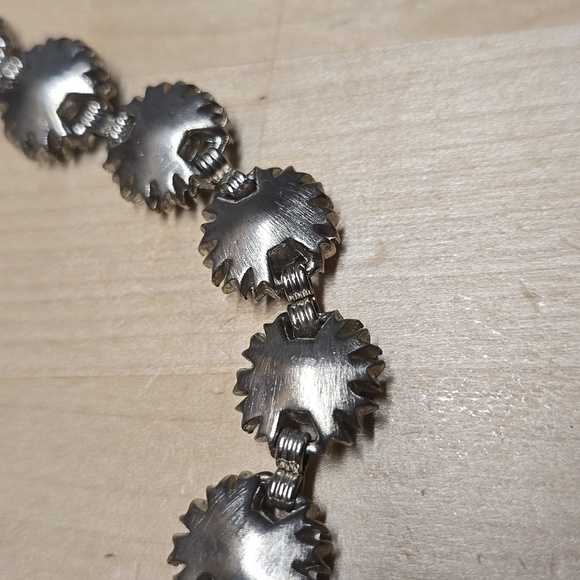 Silver Color Necklace Floral Designs with Iridescent Stones - Picture 7 of 9